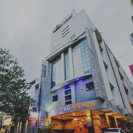Capital O 37664 Hotel Grand Plaza Coimbatore Esterno foto