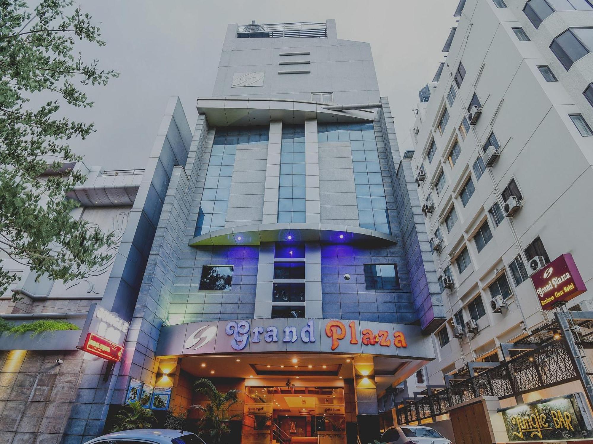 Capital O 37664 Hotel Grand Plaza Coimbatore Esterno foto