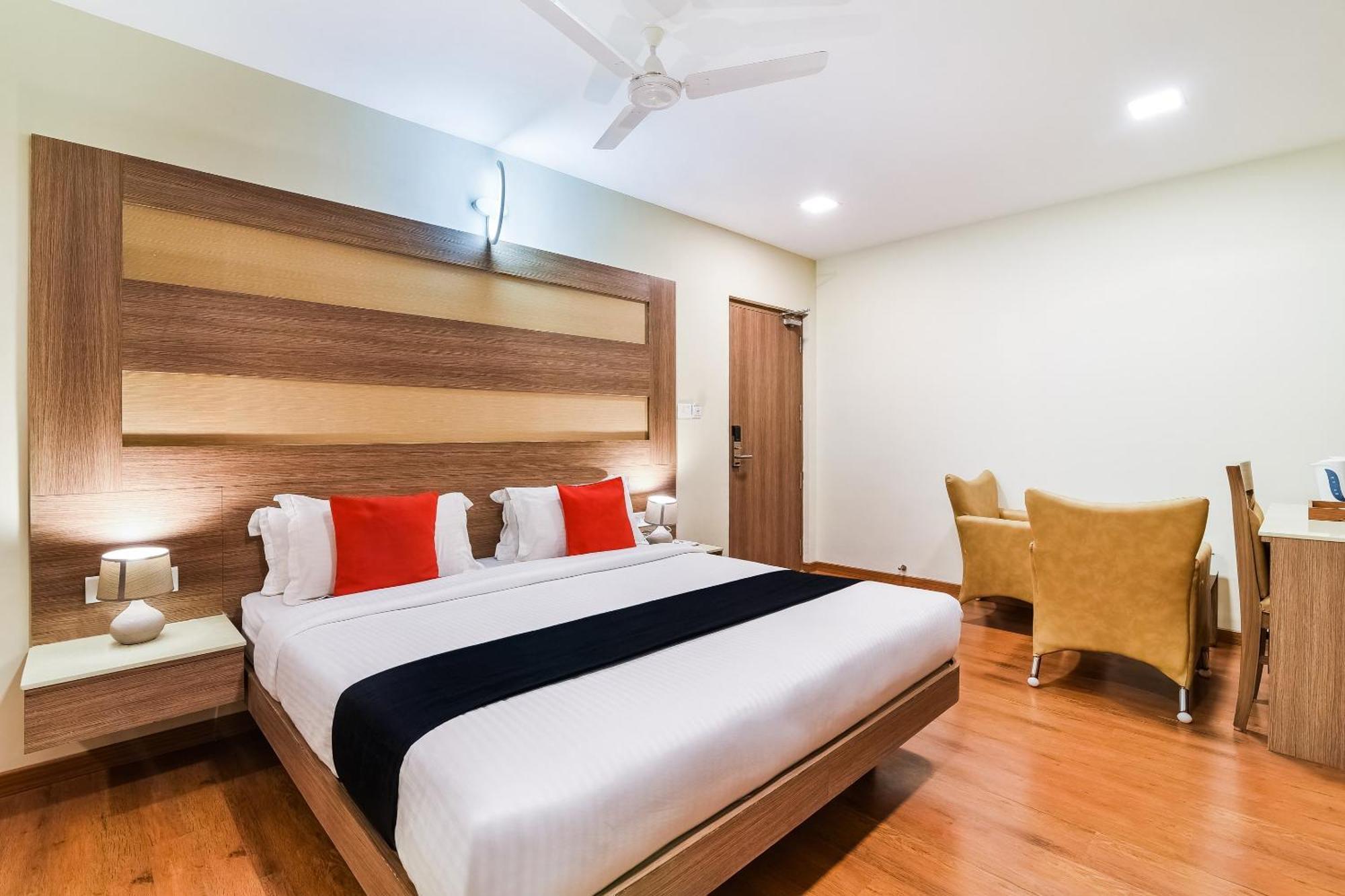 Capital O 37664 Hotel Grand Plaza Coimbatore Esterno foto