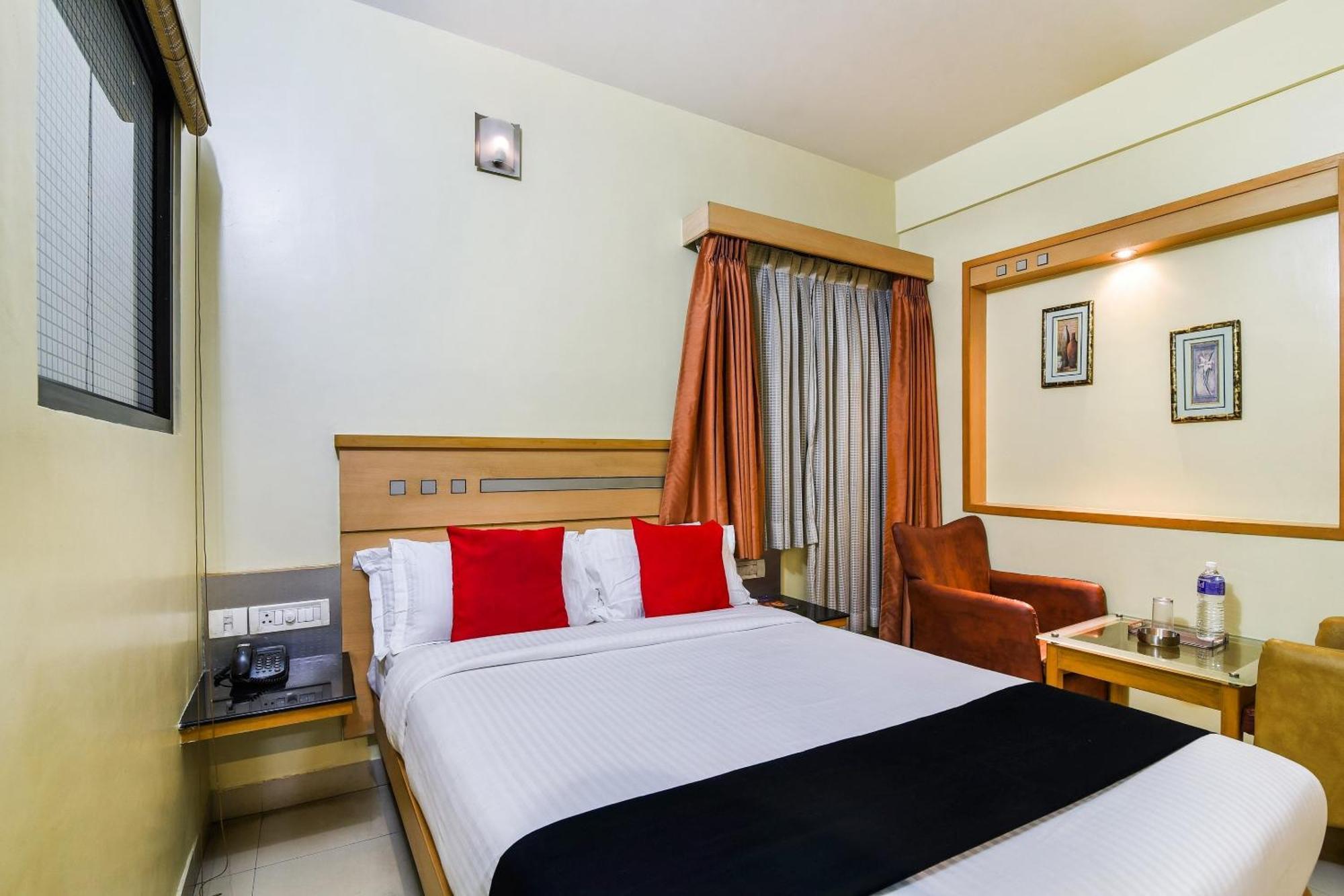 Capital O 37664 Hotel Grand Plaza Coimbatore Esterno foto
