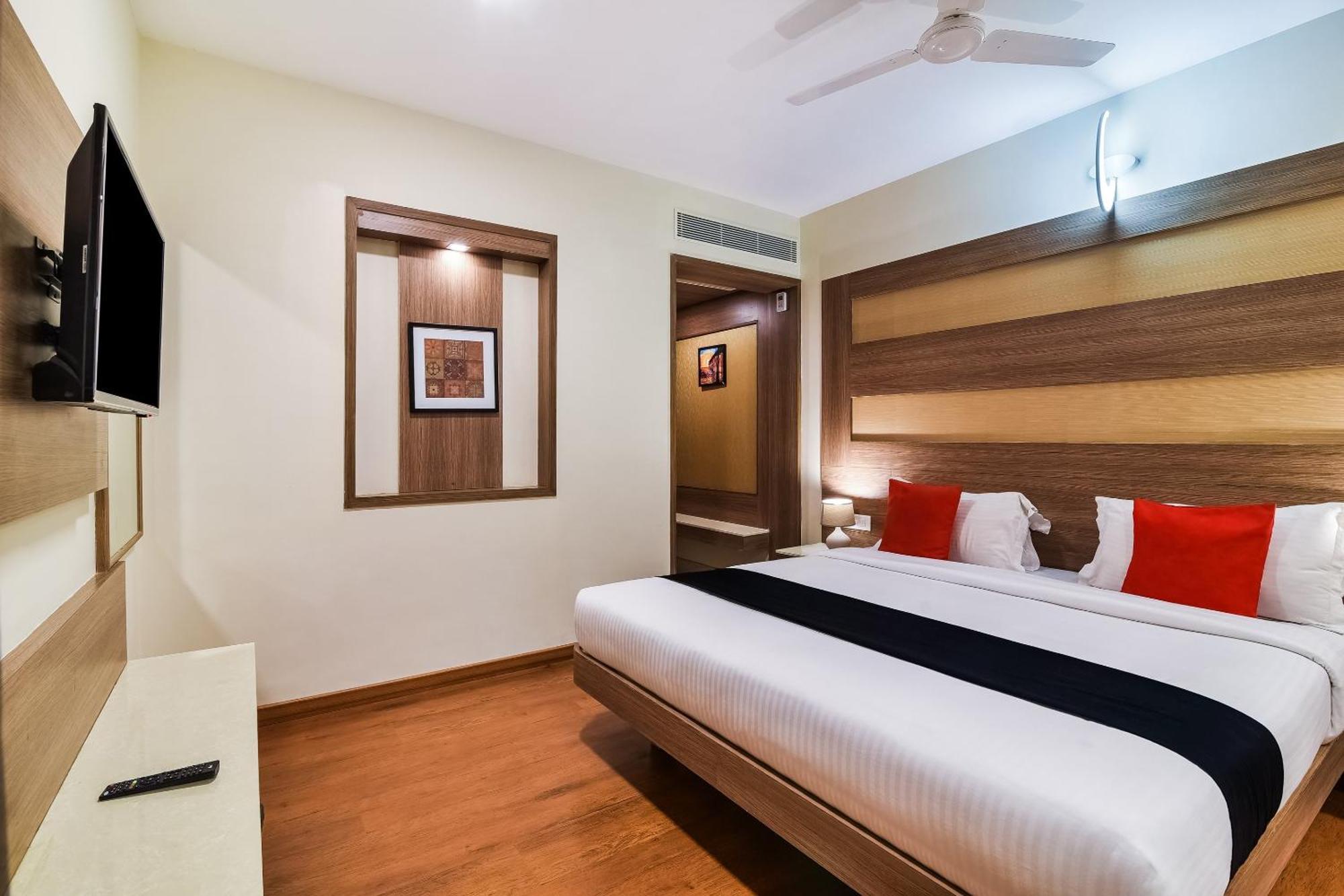 Capital O 37664 Hotel Grand Plaza Coimbatore Esterno foto