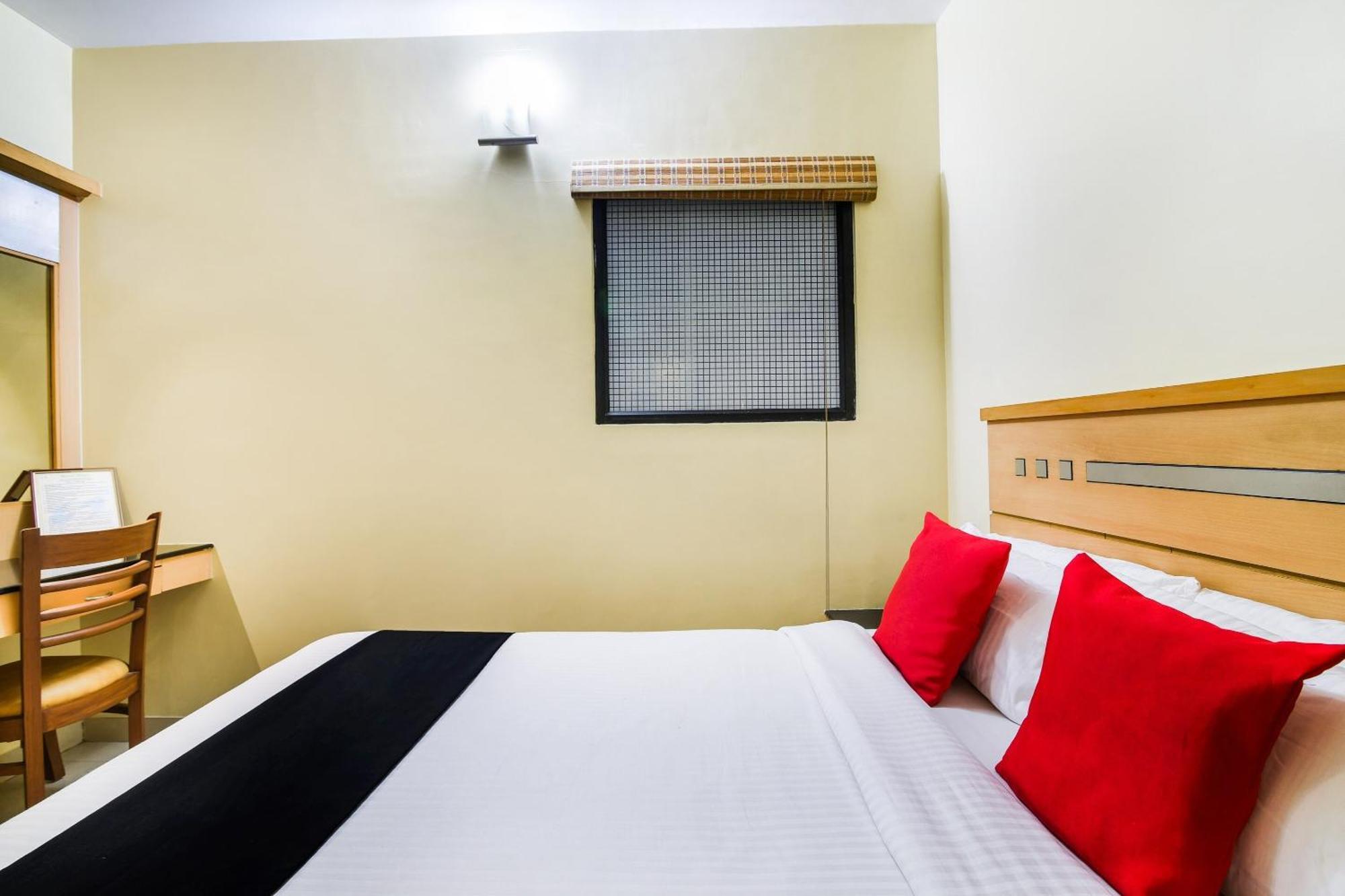 Capital O 37664 Hotel Grand Plaza Coimbatore Esterno foto